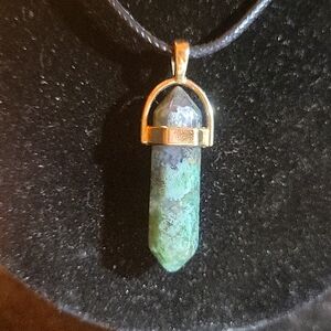 Handcrafted Moss Agate Healing Crystal Point Necklace